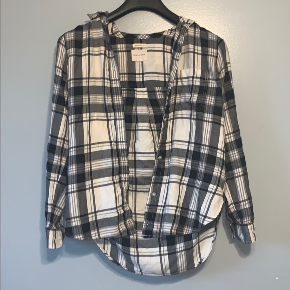 American Eagle B&W Soft Flannel Top
